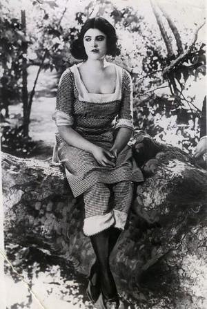  Virginia Rappe ( July 7, 1895 – September 9, 1921)