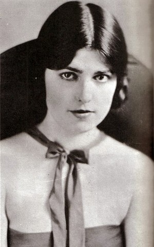  Virginia Rappe ( July 7, 1895 – September 9, 1921)