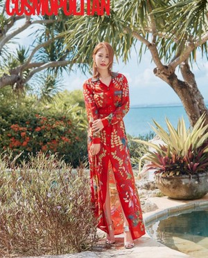 Yoo In Na for Cosmopolitan Korea (May 2018 Issue)