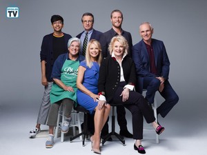  'Murphy Brown' Reboot ~ Cast Portrait