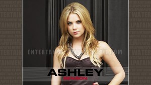  Ashley Benson