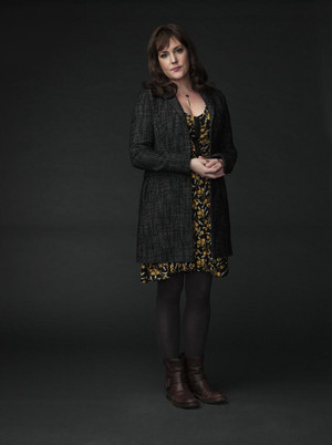  lâu đài Rock - Season 1 Portrait - Melanie Lynskey as Molly Strand