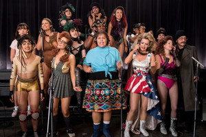  Glow Season 2 promotional picture