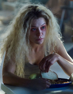  Helena in 3x02 'Transitory Sacrifices Of Crisis'