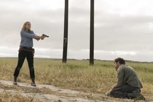  Kim Dickens as Madison Clark in Fear the Walking Dead: "Minotaur"