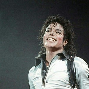  Michael Jackson🔥