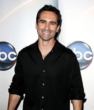  Nestor Carbonell Picture