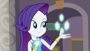 Rarity makes gems with her geode powers EGDS1