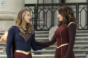  Supergirl - Episode 3.23 - Battles Остаться в живых and Won (Season Finale) - Promo Pics