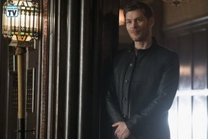  The Originals - Episode 5.12 - The Tale of Two serigala - Promo Pics
