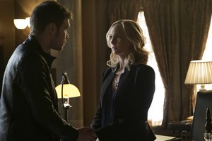  The Originals “The Tale of Two Wolves” (5x12) promotional picture