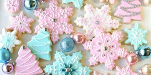  decorative biscuits, cookies