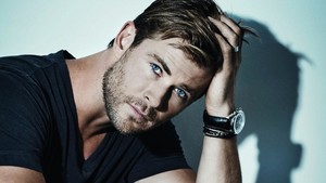  my fave gorgeous Aussie,Chris Hemsworth