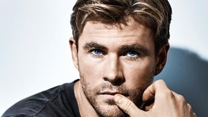  my fave gorgeous Aussie,Chris Hemsworth