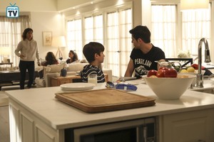  A Million Little Things "Band of Dads" (1x02) promotional picture