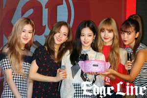  BLACKPINK at KitKat 45th Anniversary Celebration Party Giappone