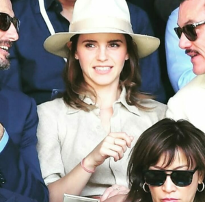  Emma Watson at Wimbledon in Londres with Luke Evans [July 15, 2018]