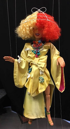  Sia’s marionette for the #thunderclouds موسیقی video