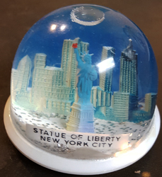  Statue Of Liberty Snow Dome
