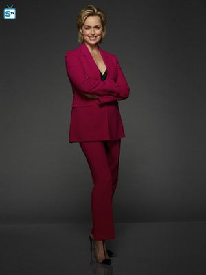  The Bold Type Season 2 Official Picture - Jacqueline Carlyle