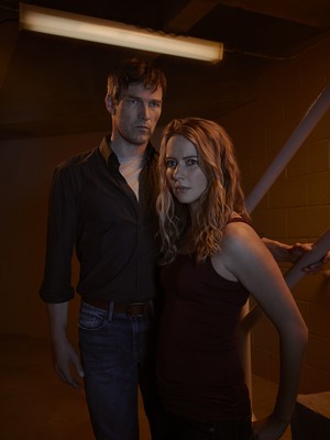  The Gifted Season 2 Official Picture - Reed and Caitlin Strucker