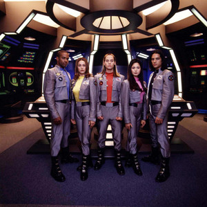 The अंतरिक्ष rangers on the bridge of the mega ship