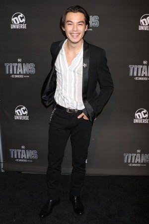  Titans Cast at New York Comic Con 2018