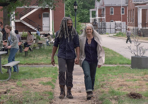  9x06 ~ Who Are bạn Now? ~ Carol and Ezekiel