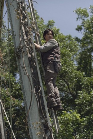  9x06 ~ Who Are You Now? ~ Eugene