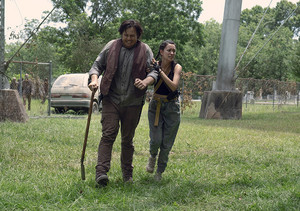  9x06 ~ Who Are آپ Now? ~ Rosita and Eugene