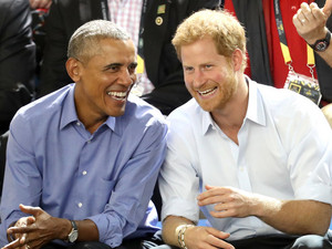Barack Talking With Prince Harry 