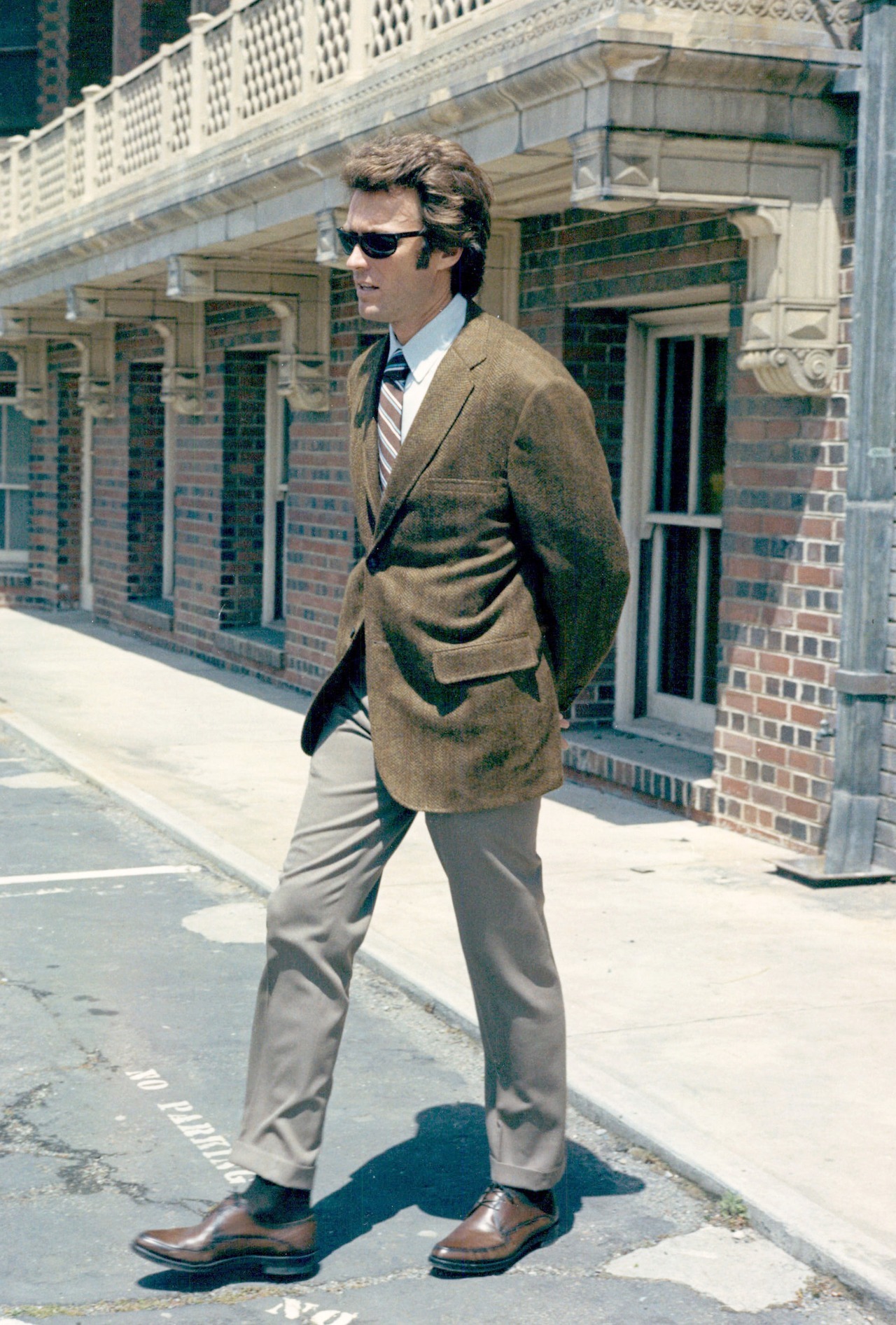 Clint on the set of Dirty Harry (1971)