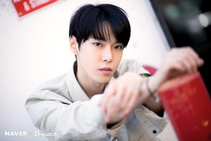  Doyoung
