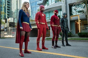 Elseworlds - First Look Photo