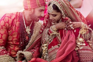 First Wedding Pics Of Deepika Padukone And Ranveer Singh 