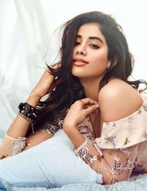 Janvhi Kapoor for Vogue India [June 2018]