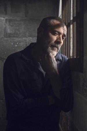  Jeffrey Dean 모건 as Negan in 9x06 'Who Are 당신 Now?'