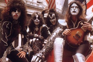  KISS (NYC) June 24, 1976