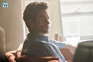 You "Everythingship" (1x07) promotional picture