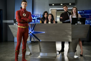  The Flash 5.03 "The Death of Vibe" Promo Обои ⚡️