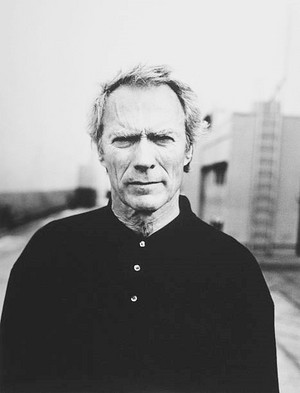  Clint Eastwood photographed on April 17, 1997 in Los Angeles, California (Photo によって Michel Haddi)