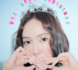  Jessica teases holiday track 'One 更多 Christmas'
