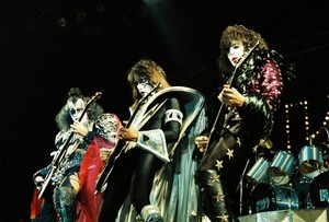  吻乐队（Kiss） ~London, England...September 8, 1980