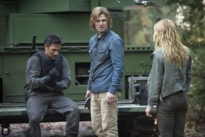 Arrow 2x12 Tremors - Episode Stills