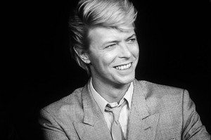  Davud David Bowie