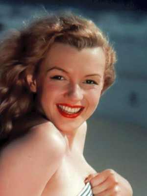  Young Marilyn
