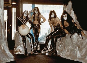 KISS (NYC) March 20, 1975