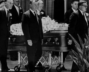  Marilyn's Funeral Back In 1962