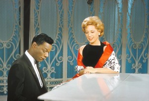  Nat King Cole And Dinah 支撑, 海岸