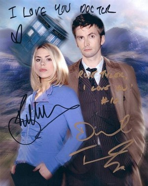  Proof the Doctor Loves Rose!!
